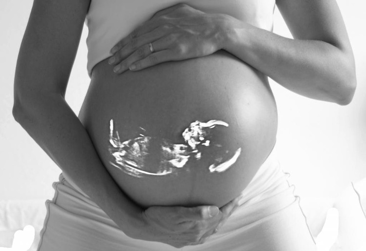 Femme enceinte grâce à montre connectée