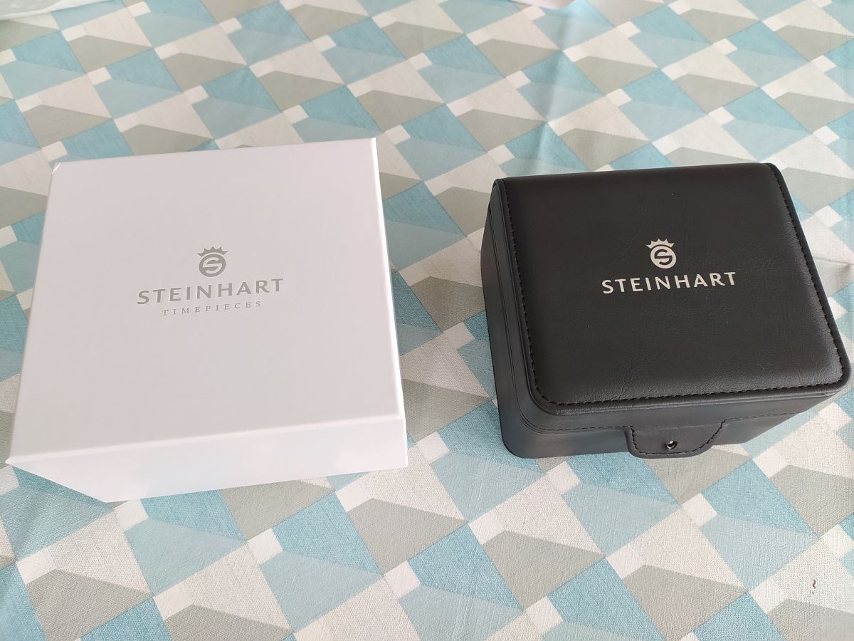 boîte steinhart pour les montres