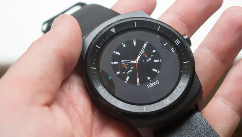 Montre connectée LG G Watch R