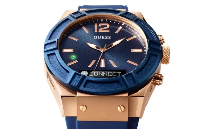 Montre connectée mode / fashion Guess