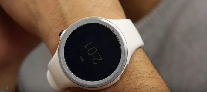 Moto 360 Sport écran