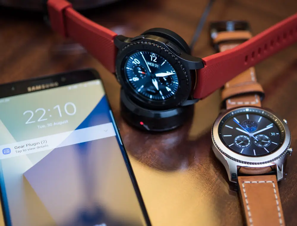 Compatible smartphone Samsung Gear S3