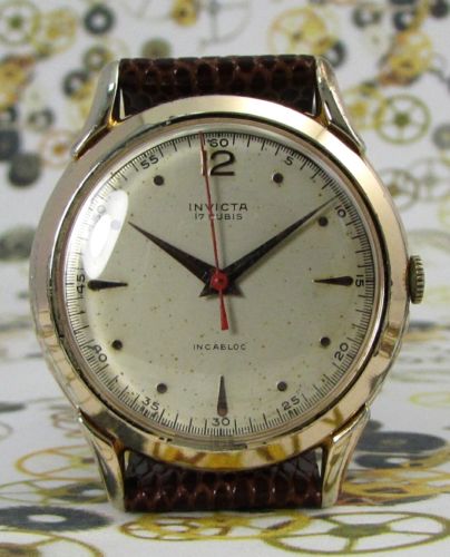 Une montre Invicta mécanique des années 70.